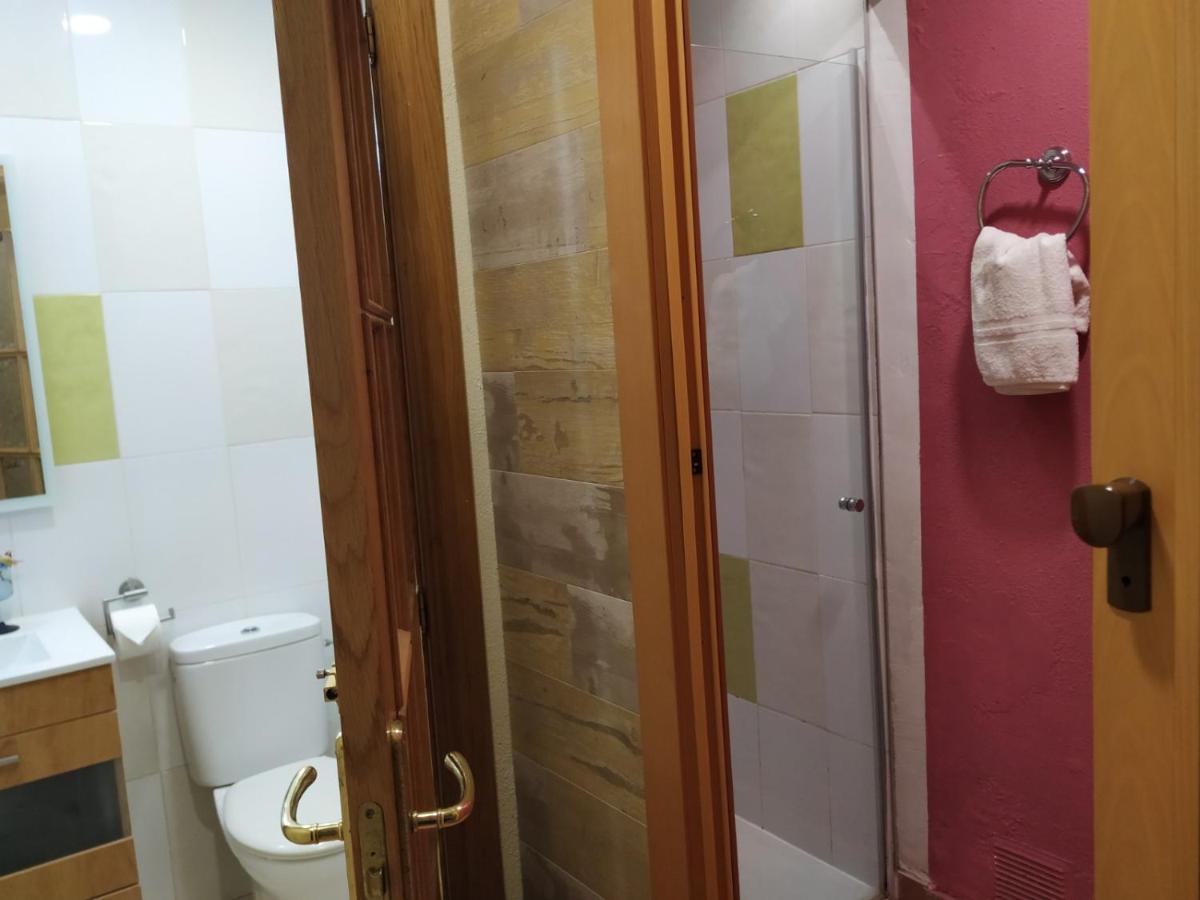 Alojamientos Aca Y Alla Urdaniz Extérieur photo