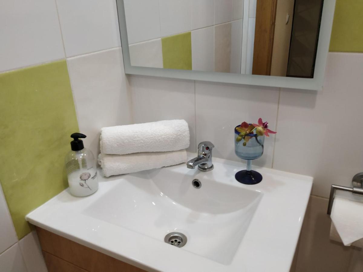 Alojamientos Aca Y Alla Urdaniz Extérieur photo
